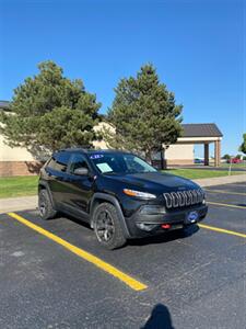 2015 Jeep Cherokee Trailhawk   - Photo 2 - Perryton, TX 79070
