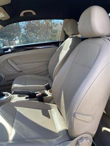 2012 Volkswagen Beetle-Classic 2.5L - Photo 7 - Perryton, TX 79070
