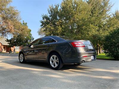 2017 Ford Taurus SE   - Photo 3 - Perryton, TX 79070