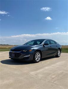 2019 Chevrolet Malibu LT   - Photo 1 - Perryton, TX 79070