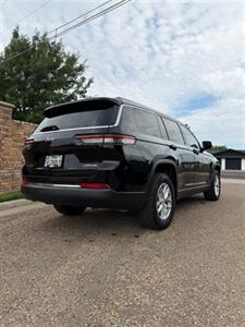 2021 Jeep Grand Cherokee L Laredo - Photo 4 - Perryton, TX 79070
