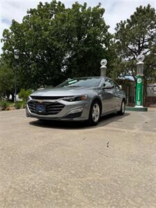 2024 Chevrolet Malibu LS   - Photo 2 - Perryton, TX 79070