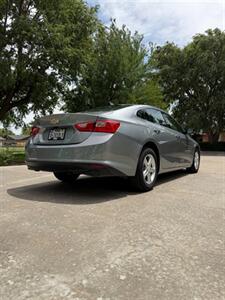 2024 Chevrolet Malibu LS   - Photo 4 - Perryton, TX 79070