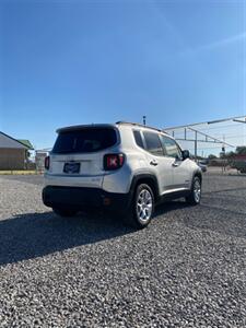 2015 Jeep Renegade Latitude   - Photo 4 - Perryton, TX 79070