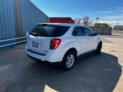 2016 Chevrolet Equinox LS   - Photo 2 - Perryton, TX 79070