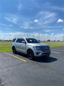2019 Ford Expedition Limited   - Photo 2 - Perryton, TX 79070