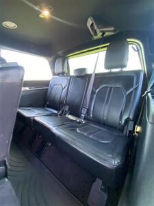 2019 Ford Expedition Limited   - Photo 9 - Perryton, TX 79070