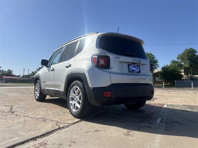 2015 Jeep Renegade Latitude   - Photo 3 - Perryton, TX 79070