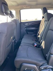2018 Dodge Journey SE   - Photo 5 - Perryton, TX 79070