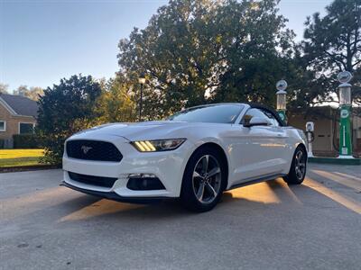 2015 Ford Mustang V6   - Photo 1 - Perryton, TX 79070