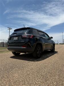2018 Jeep Compass Sport   - Photo 3 - Perryton, TX 79070