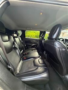 2019 Jeep Cherokee Latitude Plus - Photo 6 - Perryton, TX 79070