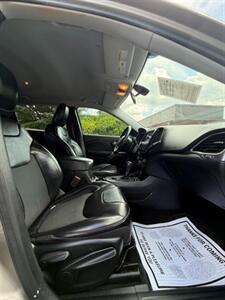 2019 Jeep Cherokee Latitude Plus - Photo 4 - Perryton, TX 79070