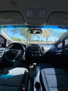2014 Kia Forte LX   - Photo 5 - Perryton, TX 79070