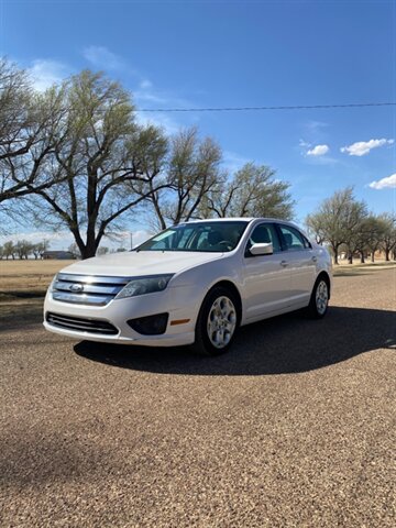 2011 Ford Fusion SE   - Photo 1 - Perryton, TX 79070