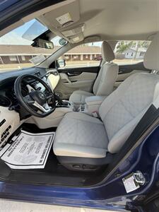 2021 Nissan Rogue Sport SV   - Photo 6 - Perryton, TX 79070