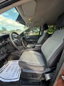2017 Ford Escape SE - Photo 5 - Perryton, TX 79070