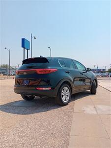 2017 Kia Sportage LX - Photo 3 - Perryton, TX 79070