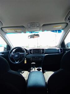 2017 Kia Sportage LX - Photo 5 - Perryton, TX 79070