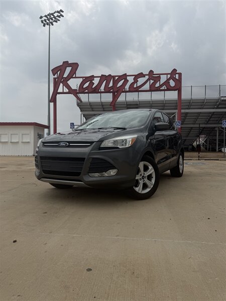 2016 Ford Escape SE   - Photo 1 - Perryton, TX 79070