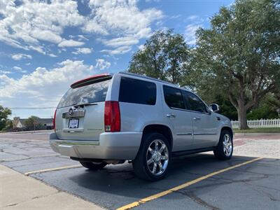 2011 Cadillac Escalade Premium   - Photo 4 - Perryton, TX 79070