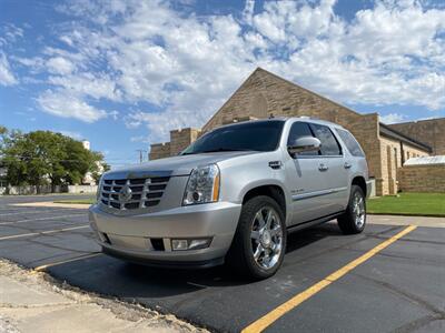 2011 Cadillac Escalade Premium   - Photo 1 - Perryton, TX 79070