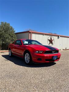 2010 Ford Mustang V6   - Photo 2 - Perryton, TX 79070