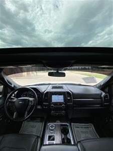 2018 Ford Expedition MAX Limited   - Photo 5 - Perryton, TX 79070