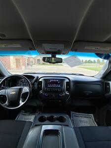 2018 Chevrolet Silverado 1500 LT   - Photo 5 - Perryton, TX 79070
