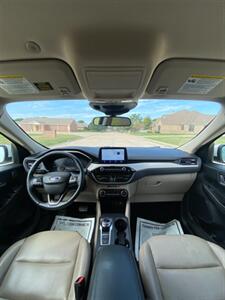 2020 Ford Escape SEL   - Photo 5 - Perryton, TX 79070