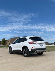 2020 Ford Escape SEL   - Photo 3 - Perryton, TX 79070