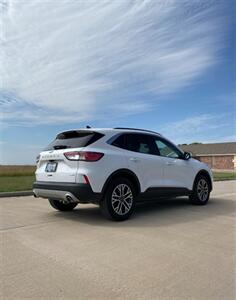 2020 Ford Escape SEL   - Photo 4 - Perryton, TX 79070