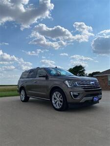 2019 Ford Expedition Limited   - Photo 2 - Perryton, TX 79070