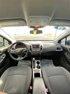 2019 Chevrolet Cruze LS - Photo 5 - Perryton, TX 79070