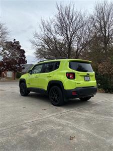 2017 Jeep Renegade Latitude   - Photo 3 - Perryton, TX 79070