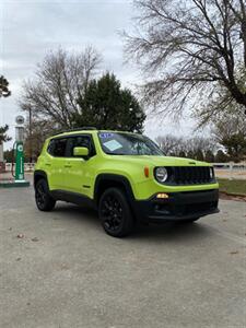 2017 Jeep Renegade Latitude   - Photo 2 - Perryton, TX 79070