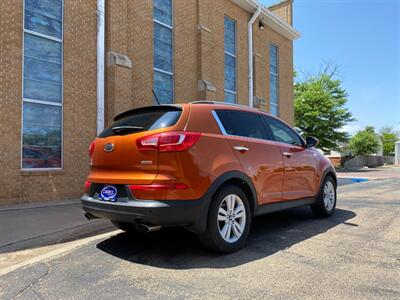 2011 Kia Sportage SX   - Photo 3 - Perryton, TX 79070