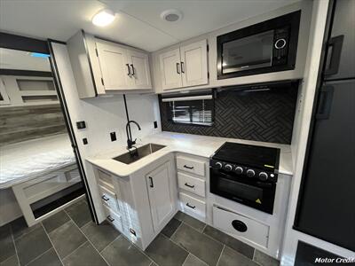 2022 HEARTLAND MALLARD M260 - Photo 11 - Edmonton, AB T5L 4S9