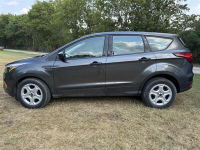 2019 Ford Escape S   - Photo 2 - Lewisville, TX 75057