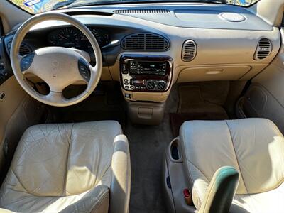 1997 Chrysler Town and Country LXi   - Photo 5 - Lewisville, TX 75057