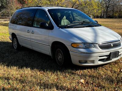 1997 Chrysler Town and Country LXi   - Photo 16 - Lewisville, TX 75057