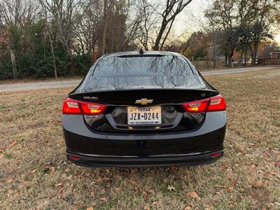 2018 Chevrolet Malibu LT   - Photo 4 - Lewisville, TX 75057