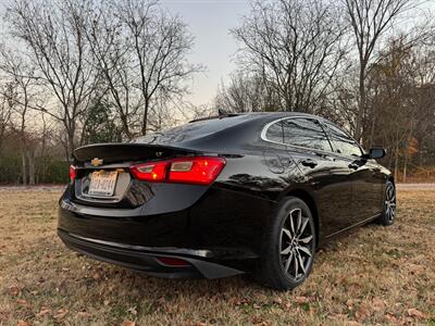 2018 Chevrolet Malibu LT   - Photo 5 - Lewisville, TX 75057