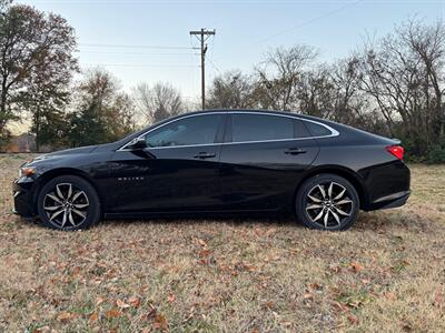 2018 Chevrolet Malibu LT   - Photo 2 - Lewisville, TX 75057