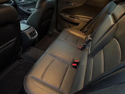 2018 Chevrolet Malibu LT   - Photo 10 - Lewisville, TX 75057