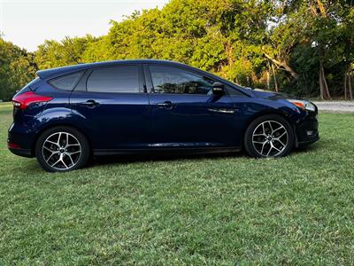 2017 Ford Focus SEL   - Photo 6 - Lewisville, TX 75057