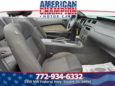 2010 Ford Mustang V6   - Photo 15 - Stuart, FL 34994