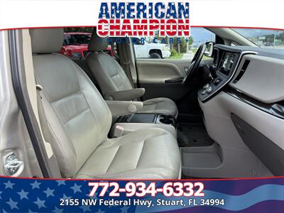 2015 Toyota Sienna XLE 8-Passenger   - Photo 13 - Stuart, FL 34994