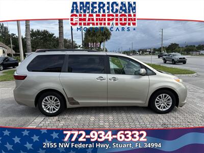 2015 Toyota Sienna XLE 8-Passenger   - Photo 6 - Stuart, FL 34994