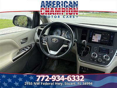 2015 Toyota Sienna XLE 8-Passenger   - Photo 15 - Stuart, FL 34994